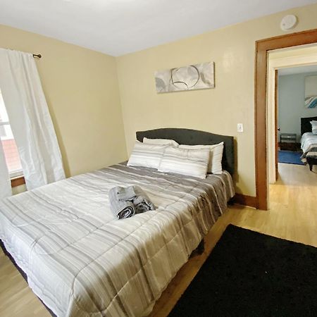 Lux 3Br, Steps From Airport, U Of R & Grocery Stores Rochester Eksteriør bilde