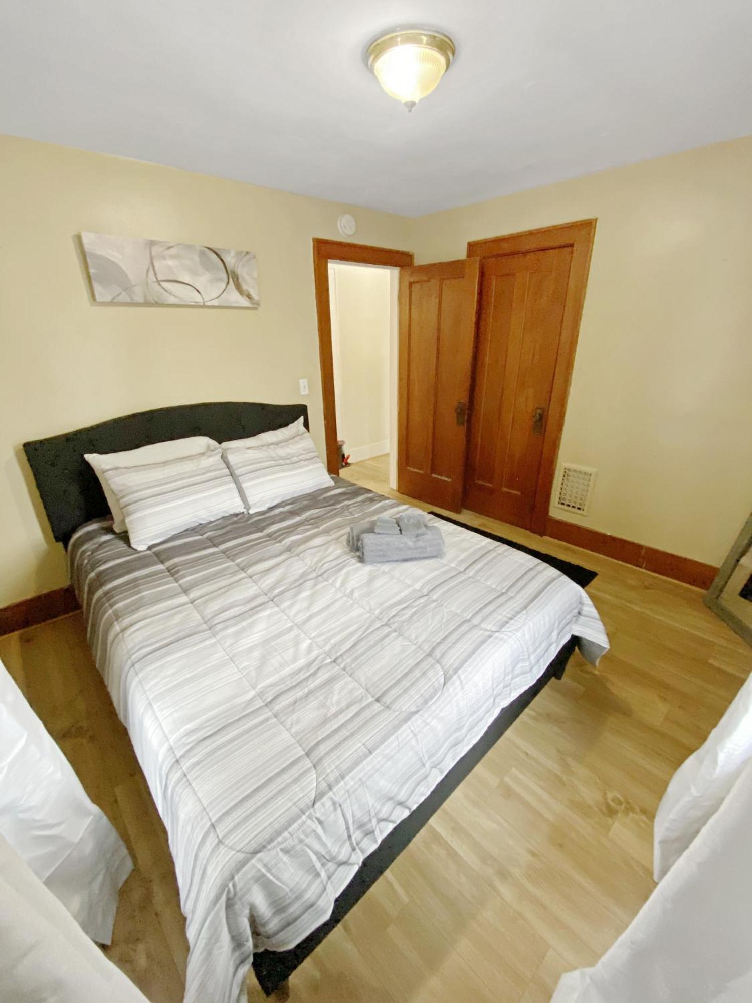 Lux 3Br, Steps From Airport, U Of R & Grocery Stores Rochester Eksteriør bilde